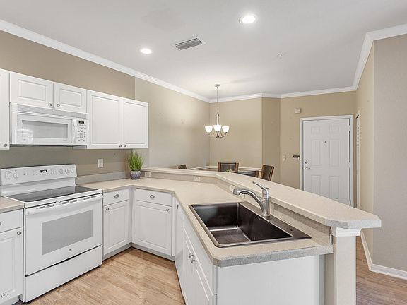 4th image of 130 Old Town Pkwy Unit 2204