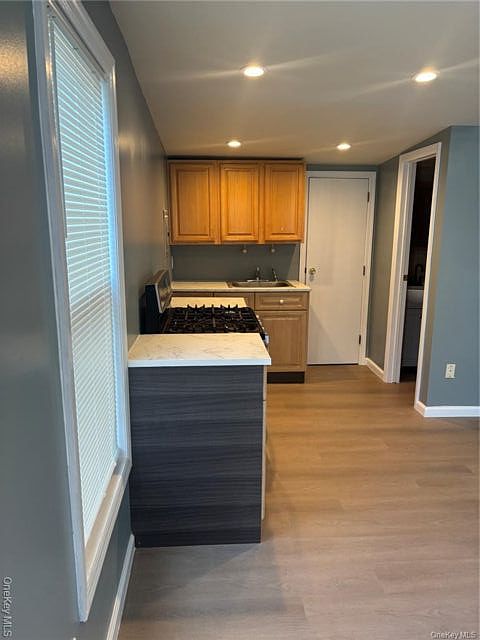 2nd image of 311 Madison Ave
