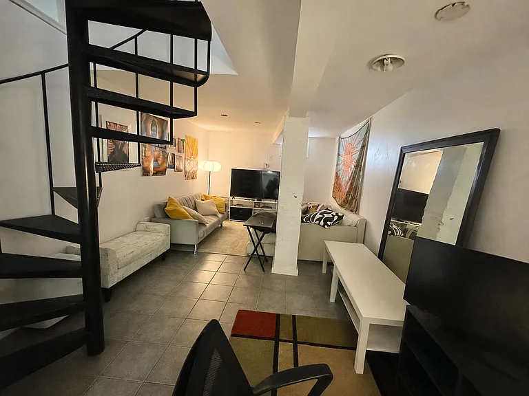 1399 Greene Ave #1A — Photo 9