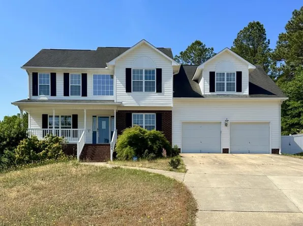 284 Briarwood Pl, Sanford, NC 27332