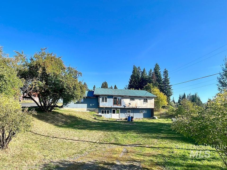 1st image of 823 Pleasant Acre Dr