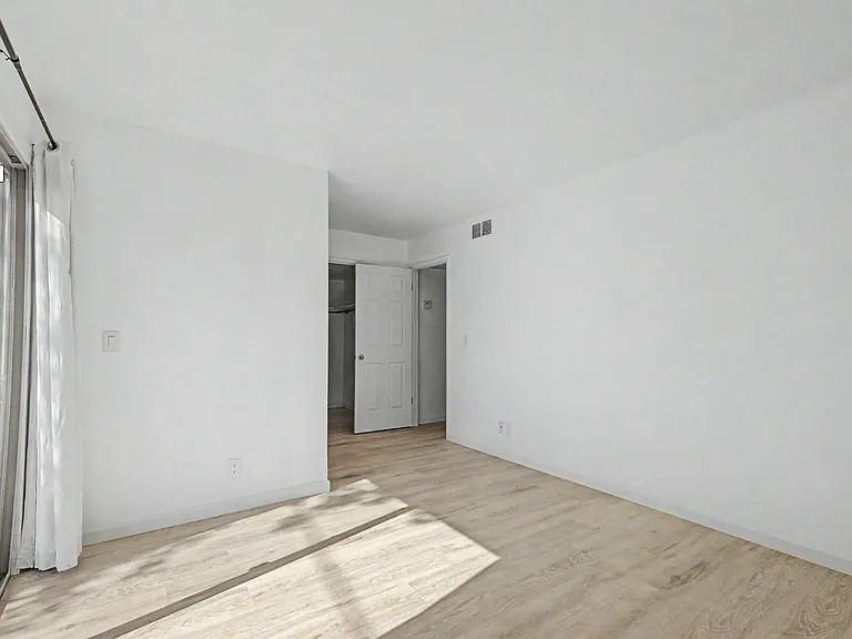 3422 N 12th Pl #2 — Photo 9