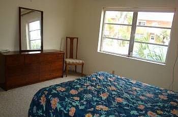4th image of 9 NE 19th Ct APT 112