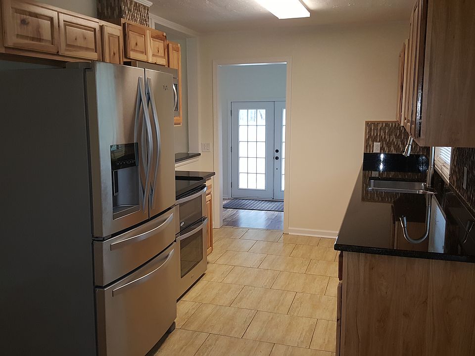 High-end appliances/granite