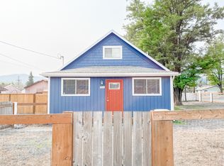 23 North St, Grand Ronde, OR 97347