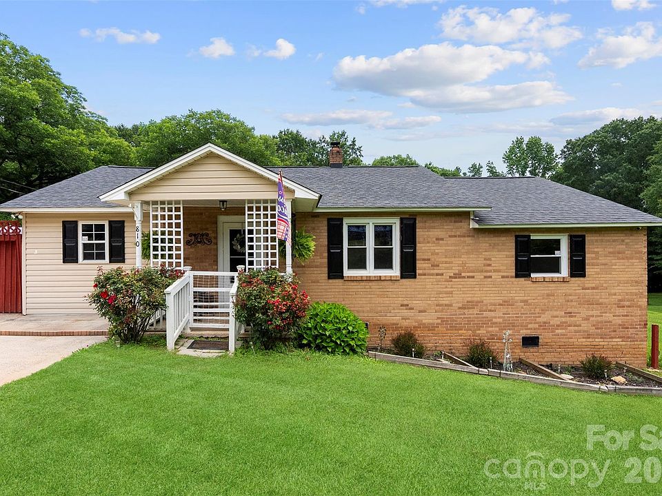 1st image of 810 Bradley Rd