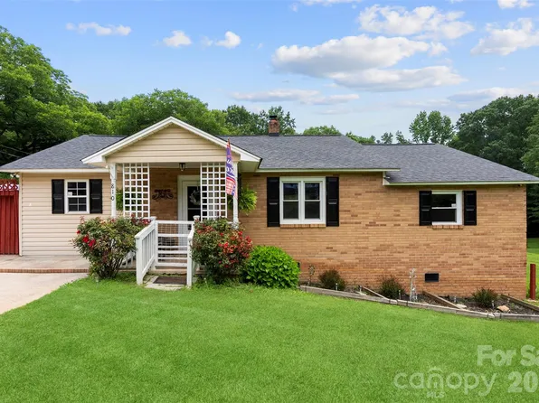 810 Bradley Rd, Dallas, NC 28034