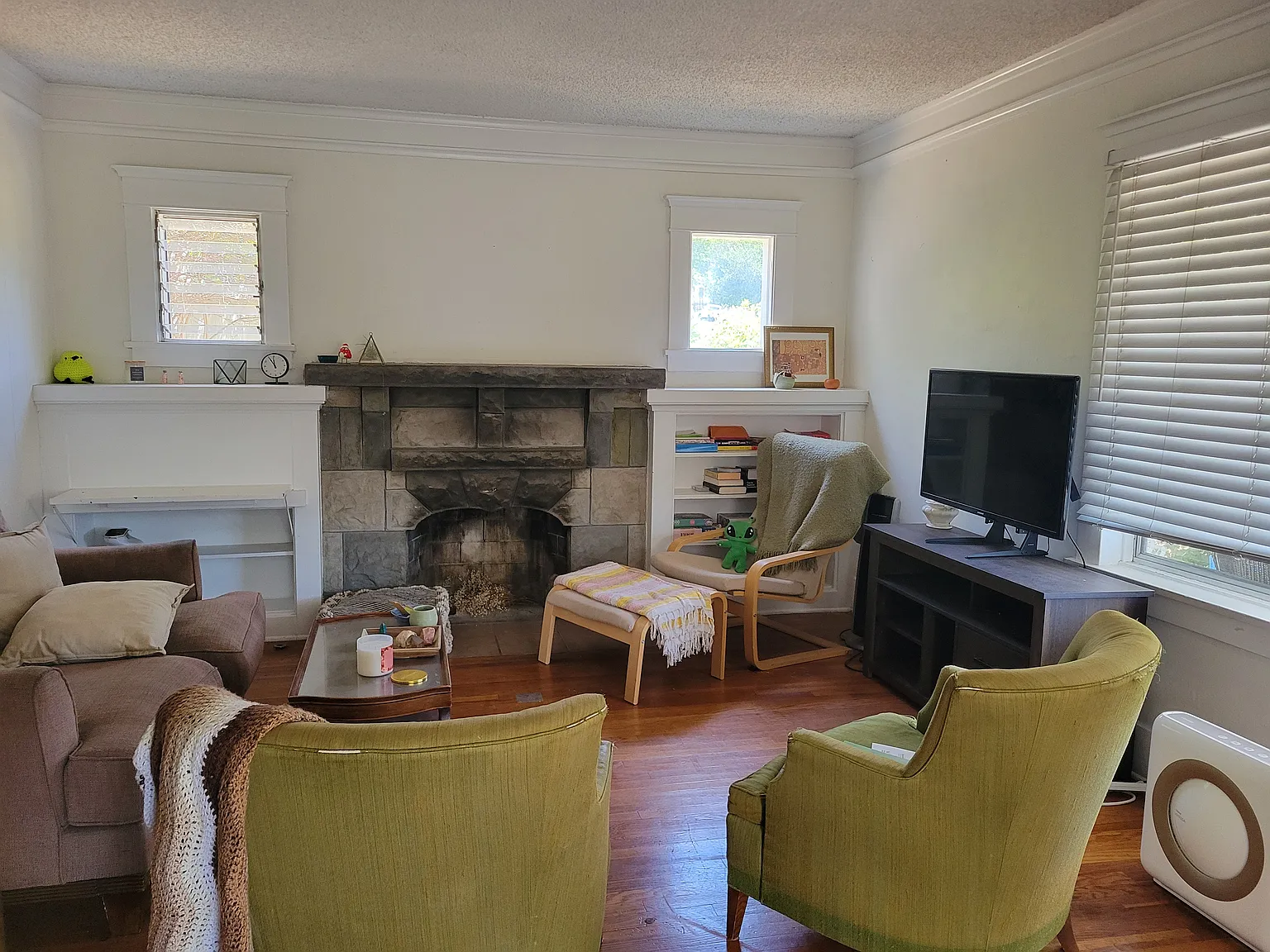 4 bed, 2000 sqft, $1,000 — Photo 4