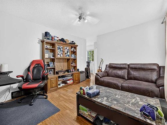 3rd image of 4823 N 49th St
