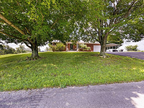 4th image of 565 Spratt Rd