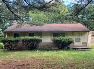 922 Roselle St, Jackson, MI 49201