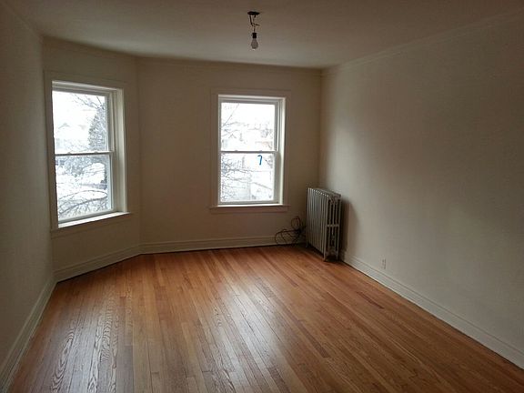 2nd image of 5155 N Oakley Ave #3