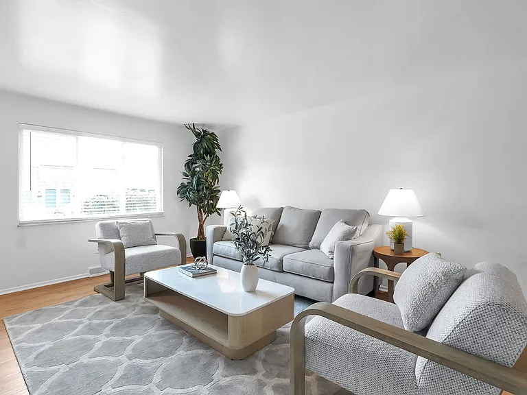Carnaby Village Townhomes — Photo 8