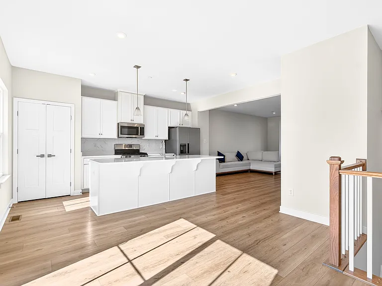 6706 Sycamore Way — Photo 20