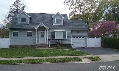1st image of 128 1st Ave