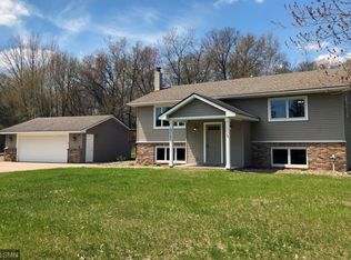 32190 Elk Ln, Stacy, MN 55079