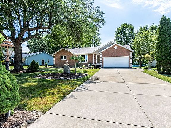 2nd image of 878 Barkston Dr