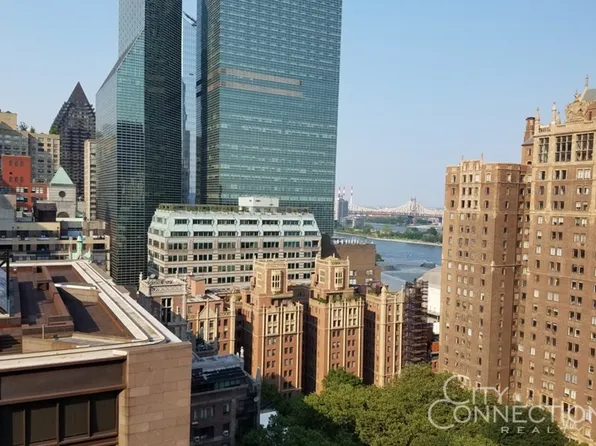 320 East 42nd Street image 1 of 13