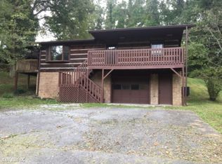 1011 Cherokee Rd, Johnson City, TN 37604