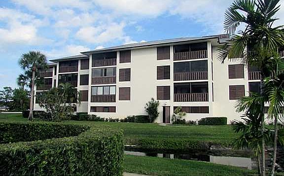 3rd image of 166 SE Saint Lucie Blvd Unit Un D 402