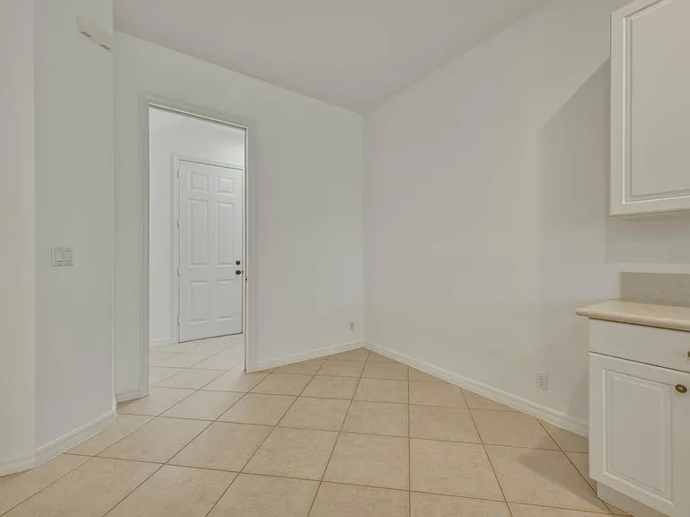 119 Lancaster Rd — Photo 12