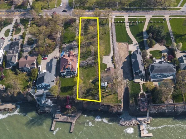 27216 Lake Rd, Bay Village, OH 44140