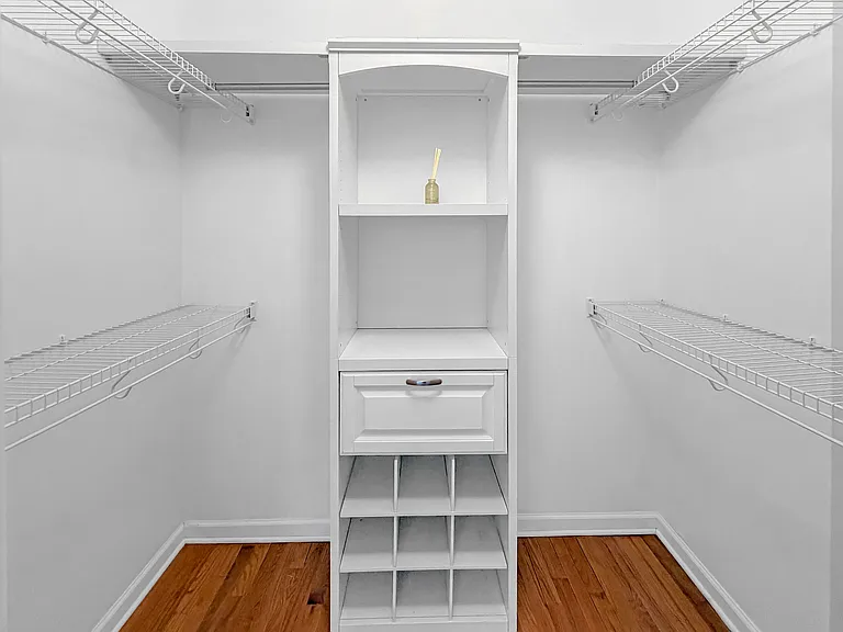 222 E Pearson St #404 — Photo 10
