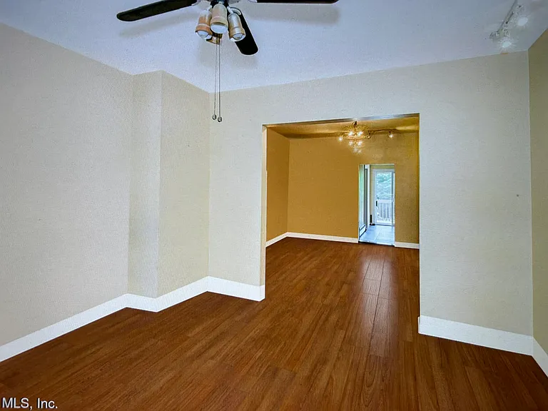 5463 Arthur Kill Rd #1 — Photo 6