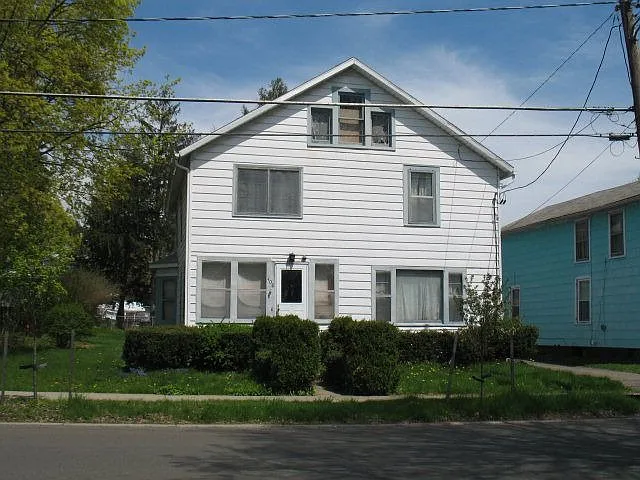 406 Tompkins St photo 1