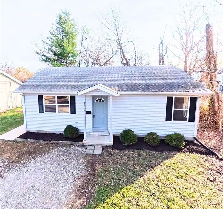 1st image of 2709 Sassy Ln