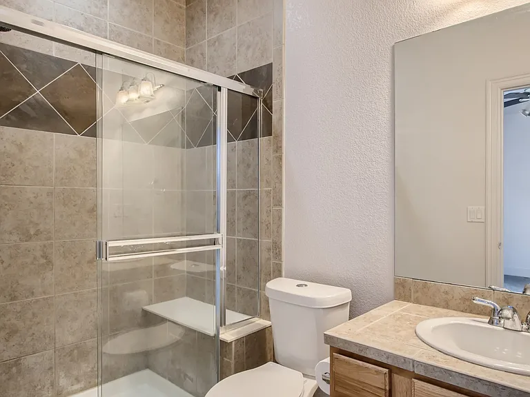 799 Martin Dr — Photo 23