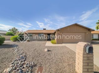 5652 W Cochise Dr, Glendale, AZ 85302