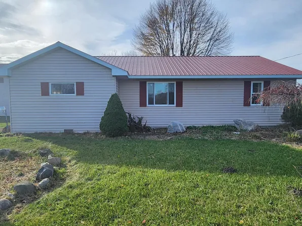 2901 N Comstock Ave, Hesperia, MI 49421