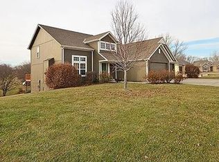 13430 N Bedford Falls Rd, Platte City, MO 64079