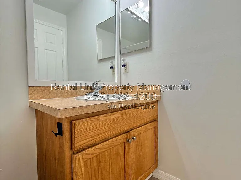 4867 30th St SW — Photo 30