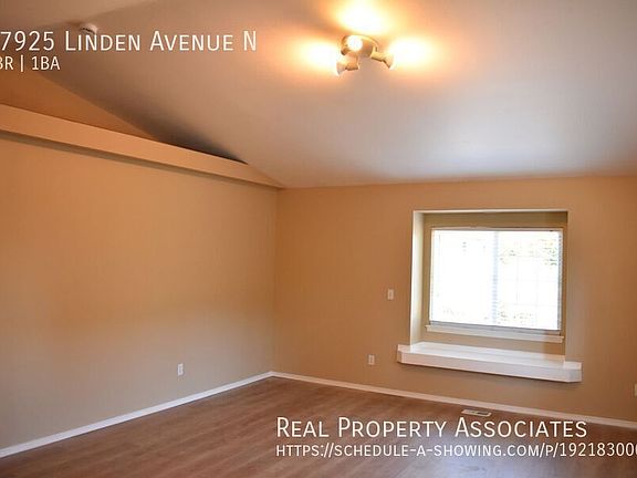3rd image of 17925 Linden Ave N