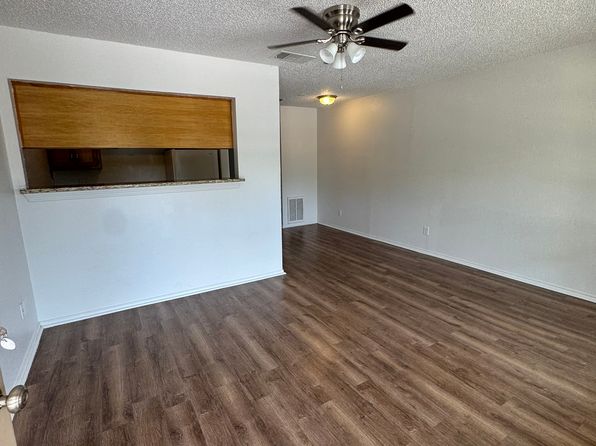 902 Vine St APT 19