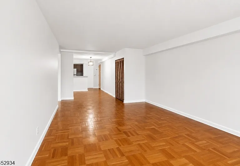 208 Anderson St — Photo 21
