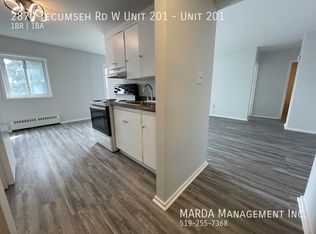 2870 Tecumseh Rd W #201, Windsor, ON N9C2B4