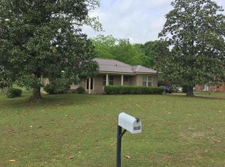 2004 Steens Rd, Steens, MS 39766