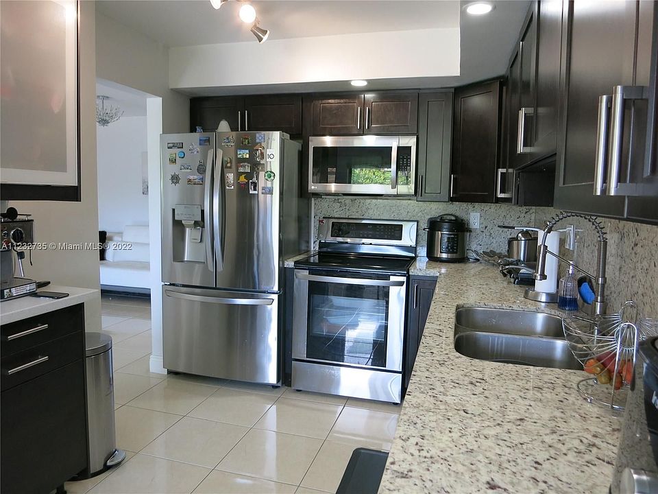 1st image of 1300 SW 122nd Ave APT 117-2