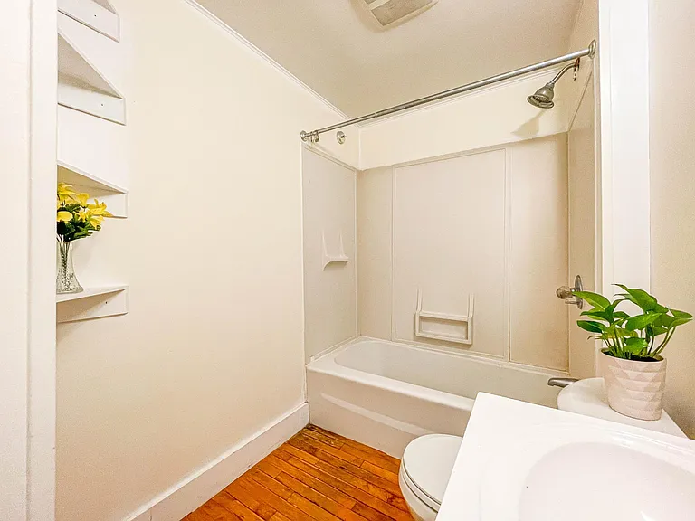 329 Preble St #2 — Photo 36