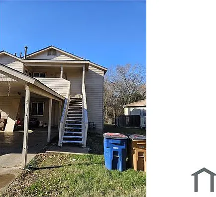 2 bed, 832 sqft, $1,350 — Photo 1