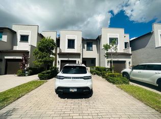 20554 NE 2nd Ct, Miami, FL 33179