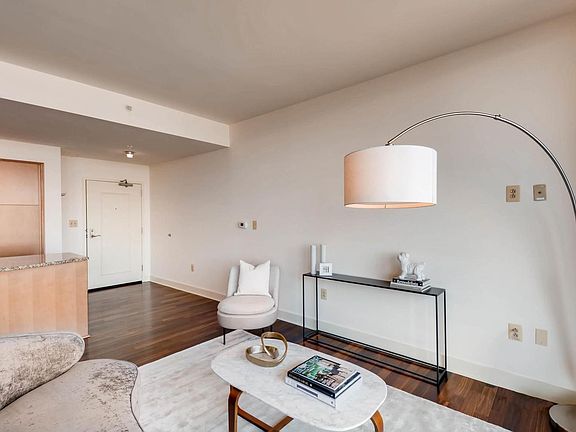 5th image of 675 President St Unit 1806