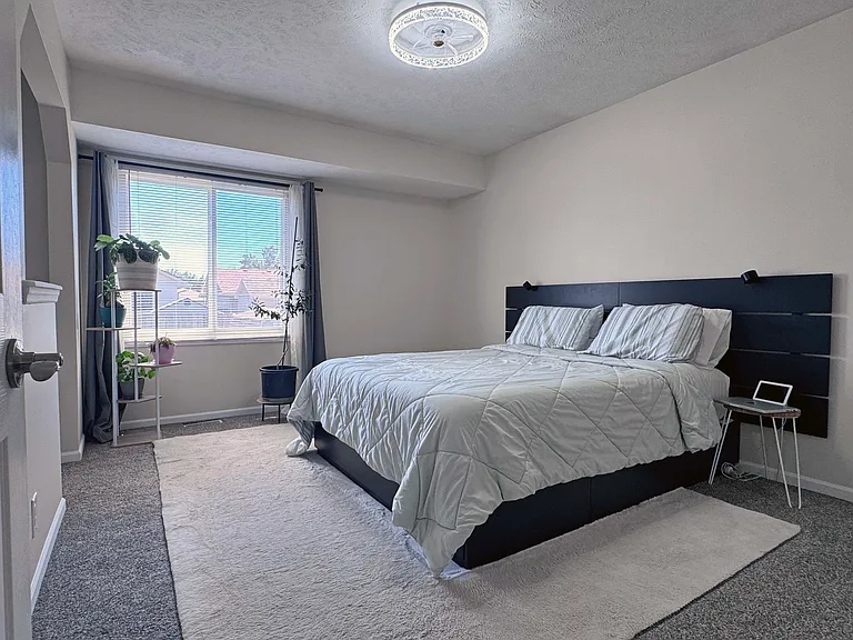 13327 Hascall St — Photo 24