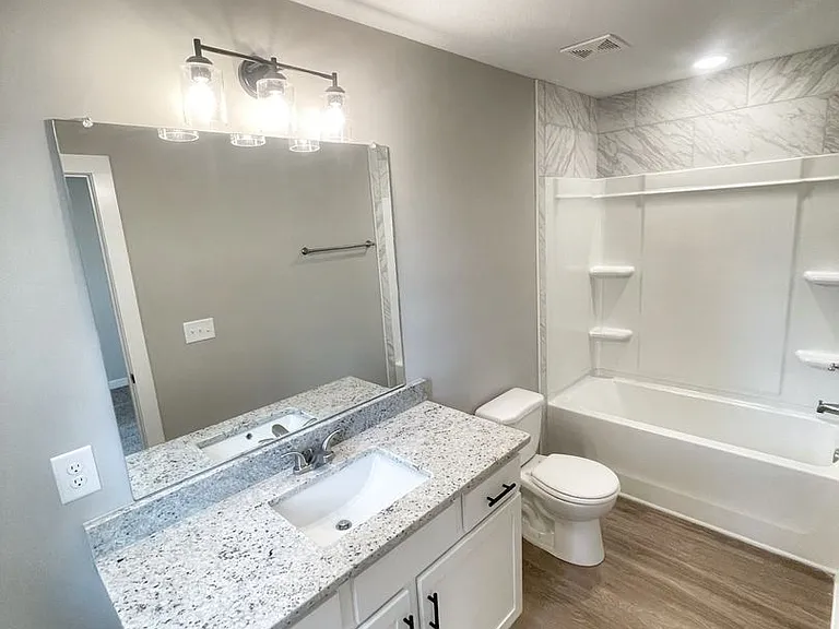 358 Honeycomb Ct — Photo 12