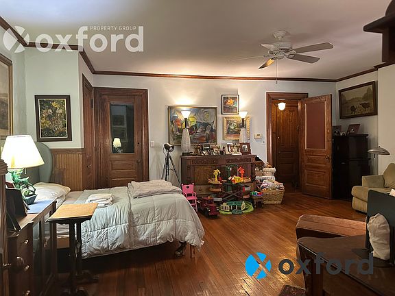 2nd image of 112 W 81st St #1