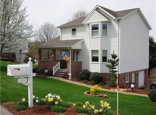 1131 McCrory Ln, California, PA