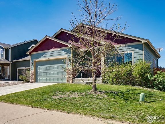 2nd image of 2413 Carriage Dr
